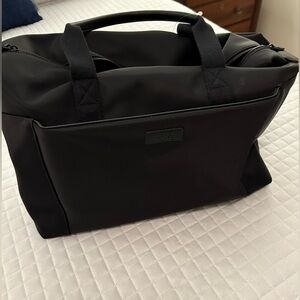 listing-status-banner